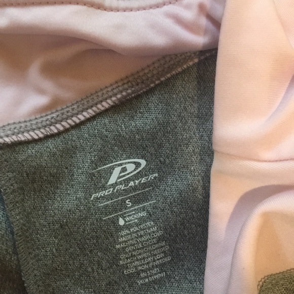 Shorts - Picture 2 of 3